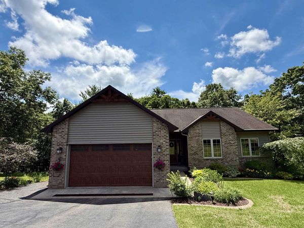 E9265 Pebblebeach Drive, Wisconsin Dells, WI 53965