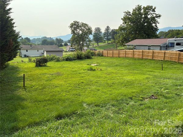 145 Morgan Street, Canton, NC 28716