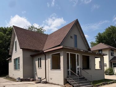 409 9th Street S, Fargo, ND 58103