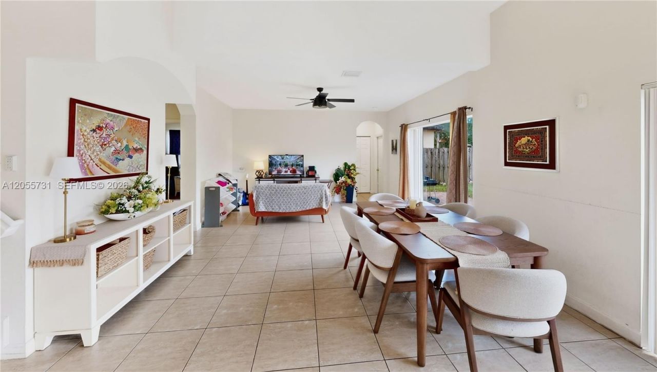 2002 NE 39th Ter, Homestead, FL 33033 Photo
