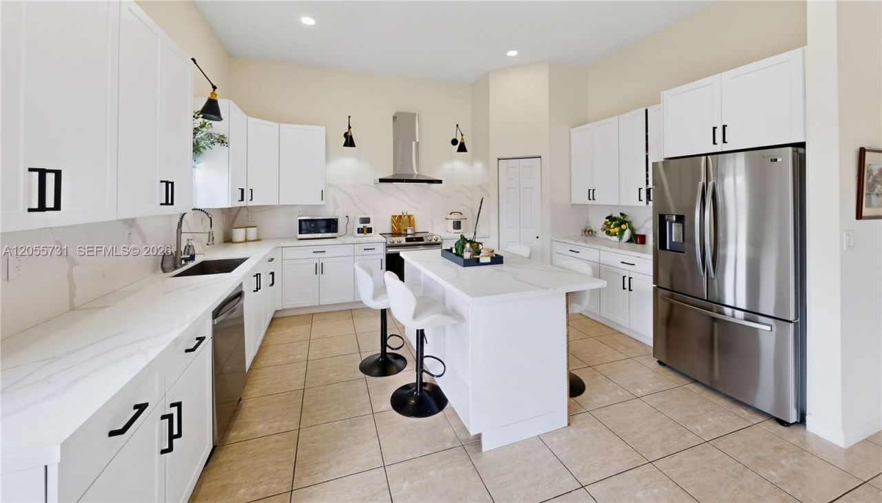 2002 NE 39th Ter, Homestead, FL 33033 Photo