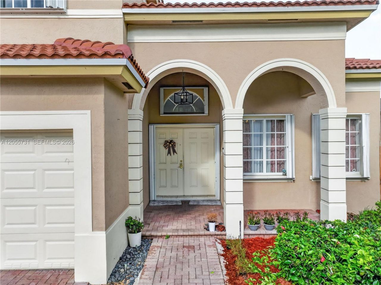 2002 NE 39th Ter, Homestead, FL 33033 Photo