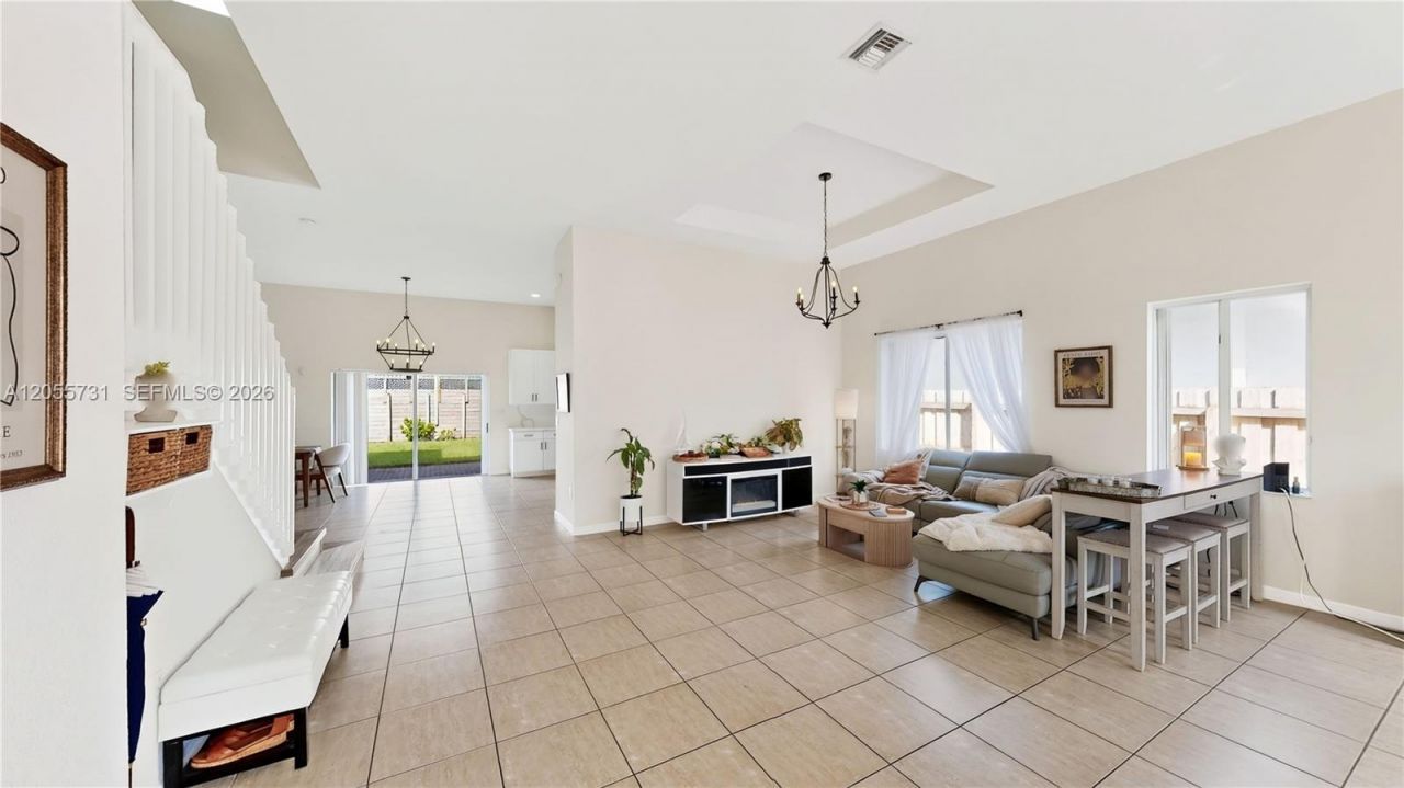 2002 NE 39th Ter, Homestead, FL 33033 Photo