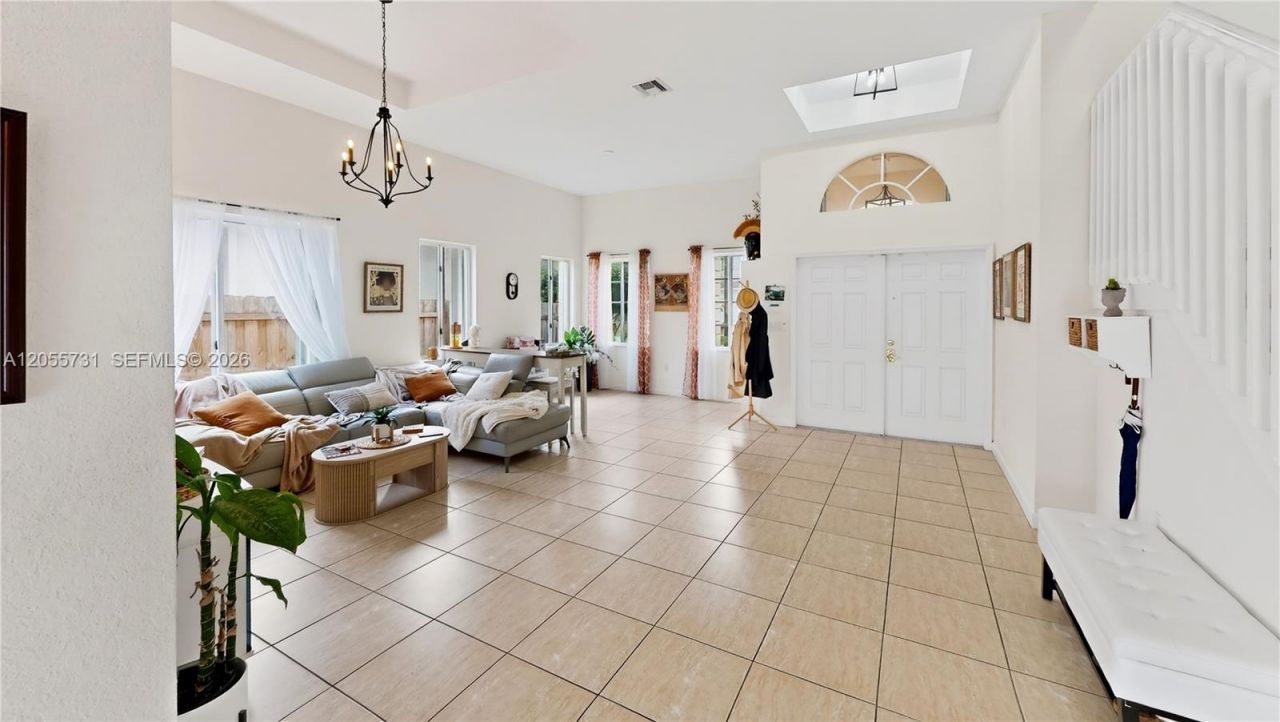 2002 NE 39th Ter, Homestead, FL 33033 Photo