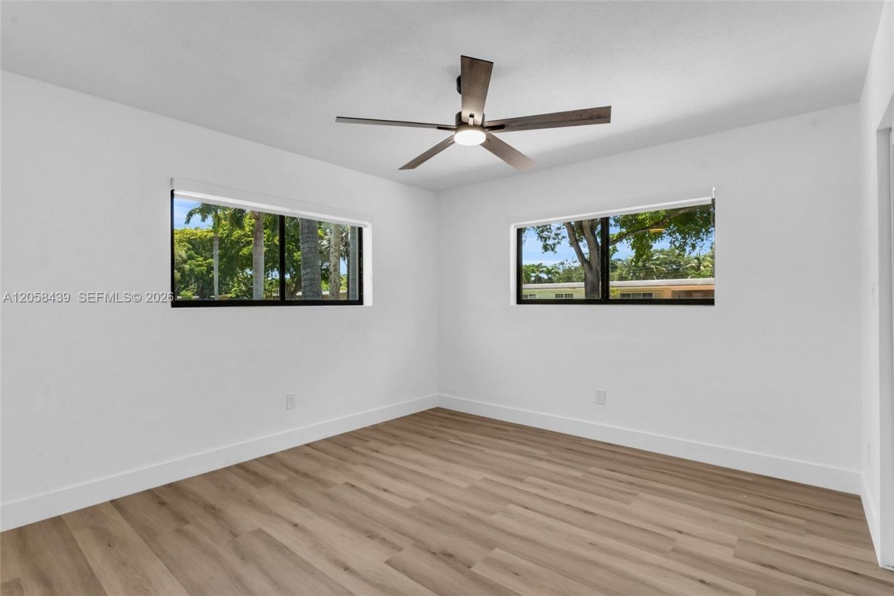 205 NE 123rd St , North Miami, FL 33161 Photo