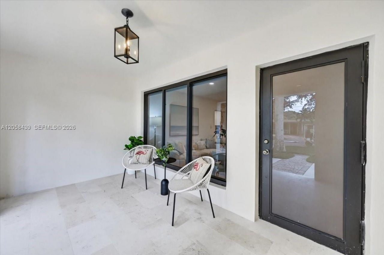 205 NE 123rd St , North Miami, FL 33161 Photo