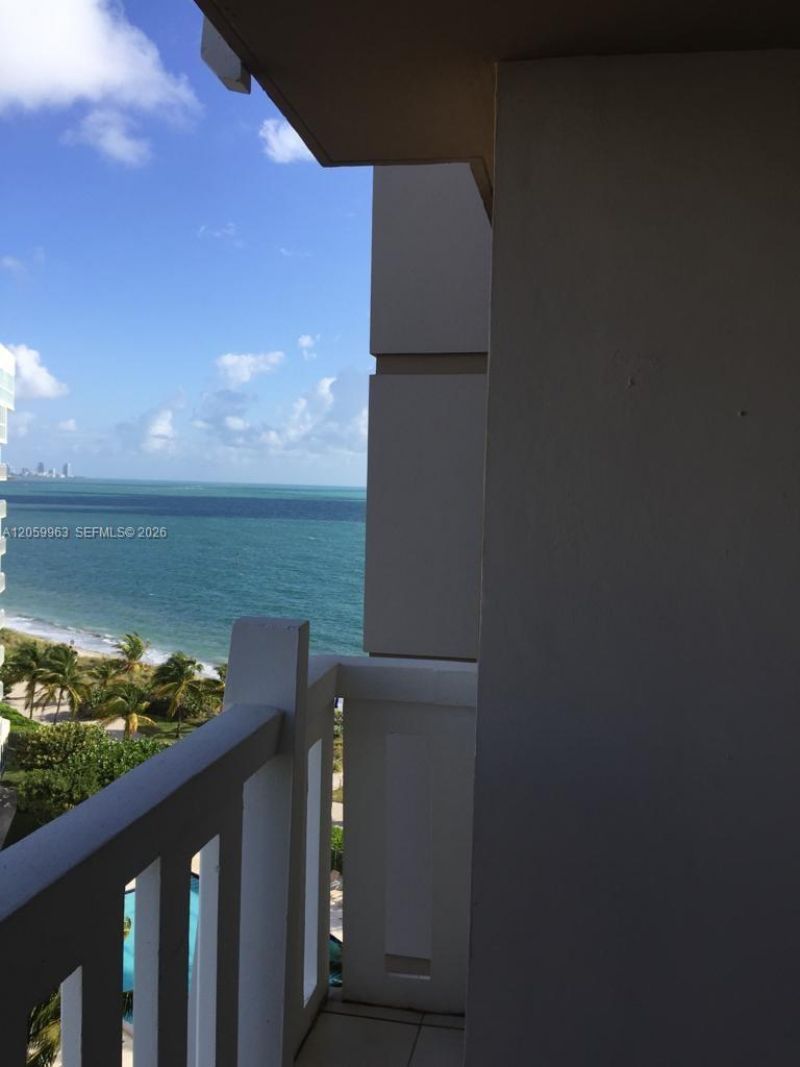 1111 Crandon Blvd, Unit A807, Key Biscayne, FL 33149 Photo