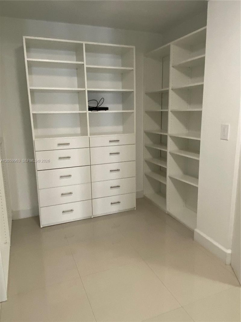 1111 Crandon Blvd, Unit A807, Key Biscayne, FL 33149 Photo
