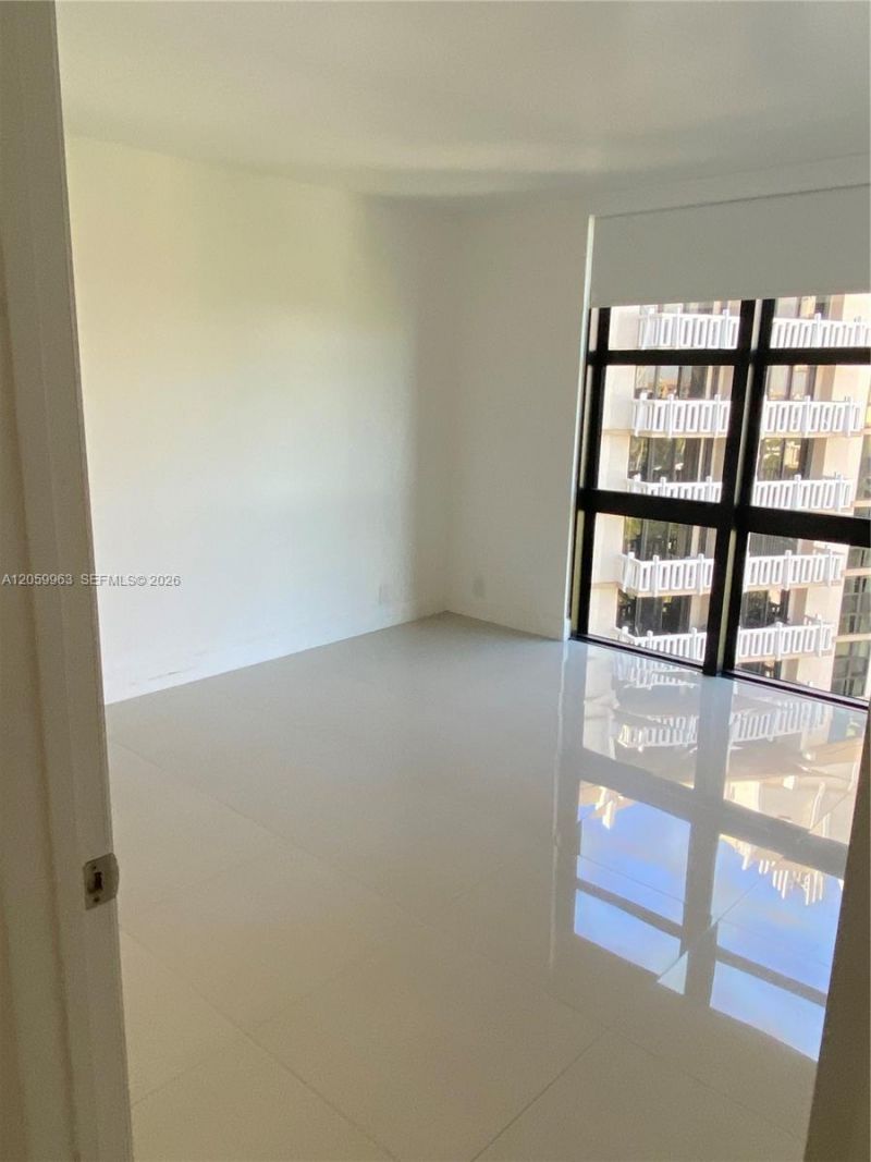 1111 Crandon Blvd, Unit A807, Key Biscayne, FL 33149 Photo