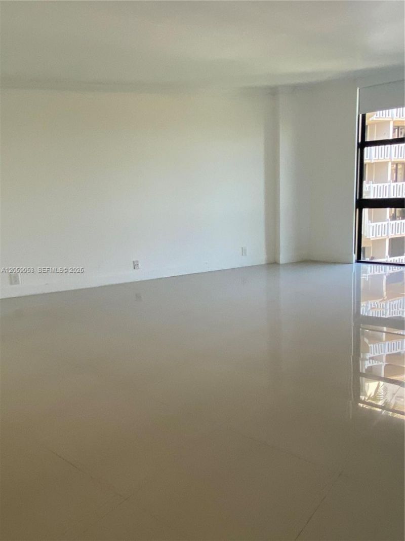 1111 Crandon Blvd, Unit A807, Key Biscayne, FL 33149 Photo