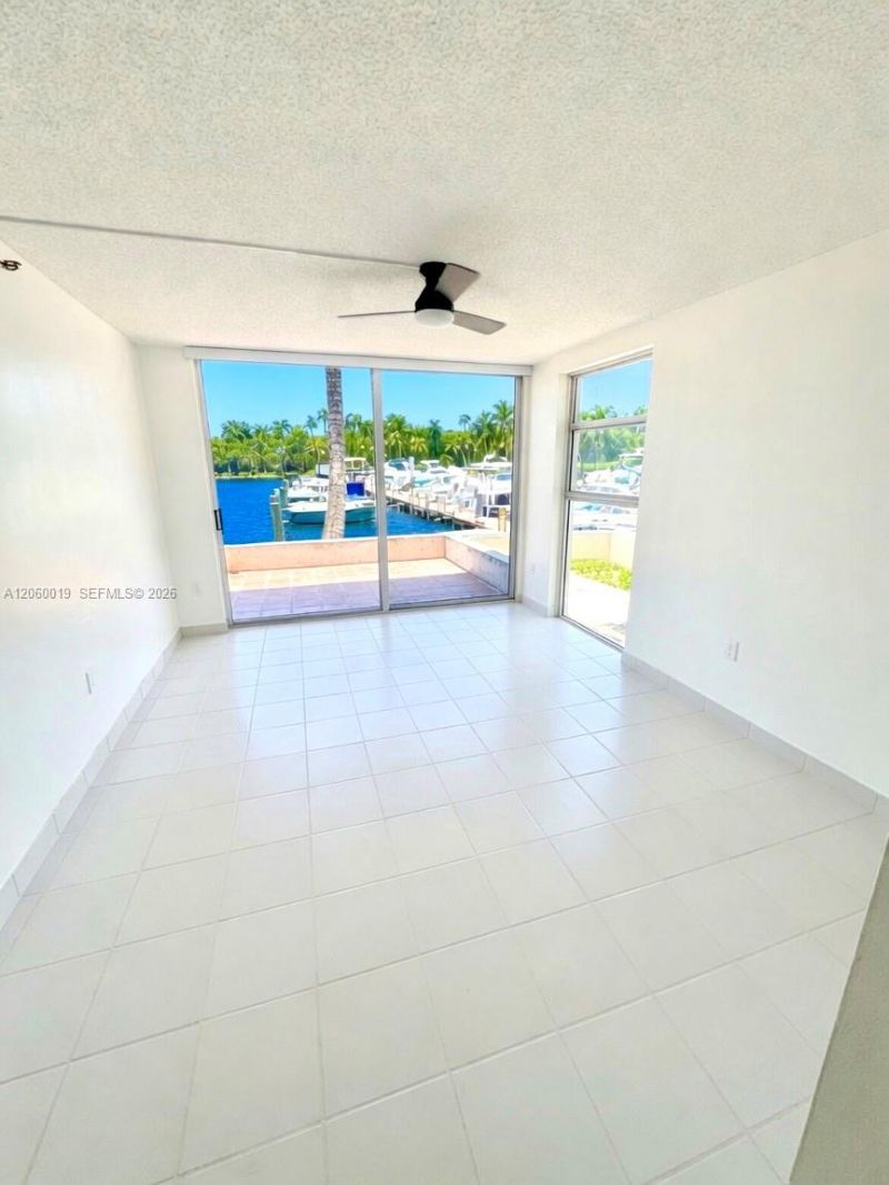 1700 NW N River Dr, Unit 106, Miami, FL 33125 Photo
