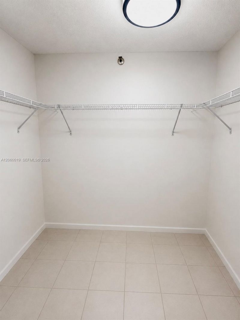 1700 NW N River Dr, Unit 106, Miami, FL 33125 Photo