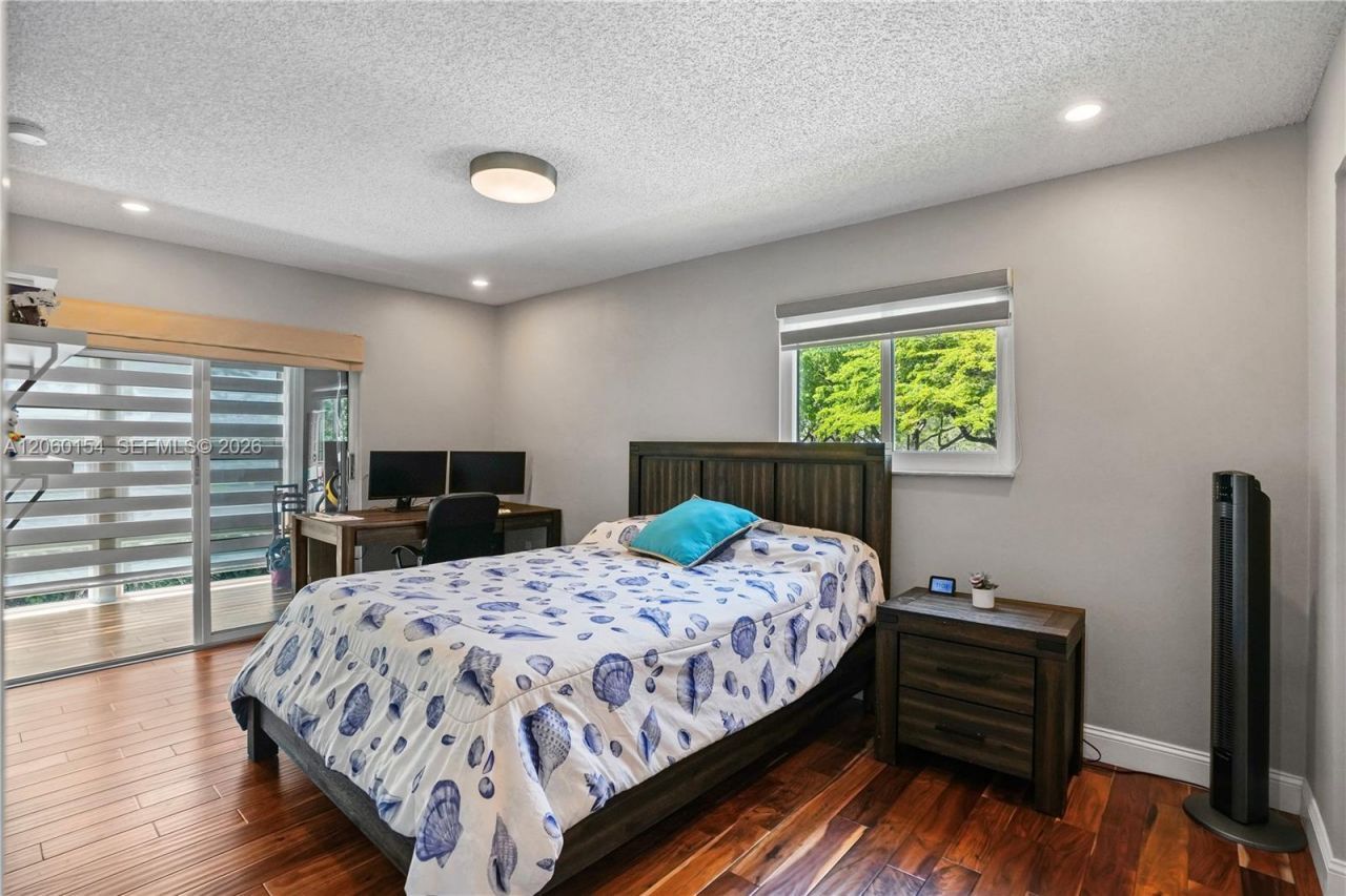 4910 NW 102nd Ave , Unit 203-8, Doral, FL 33178 Photo