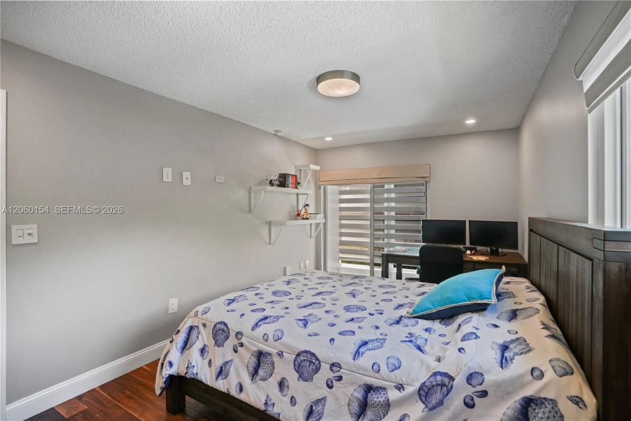 4910 NW 102nd Ave , Unit 203-8, Doral, FL 33178 Photo