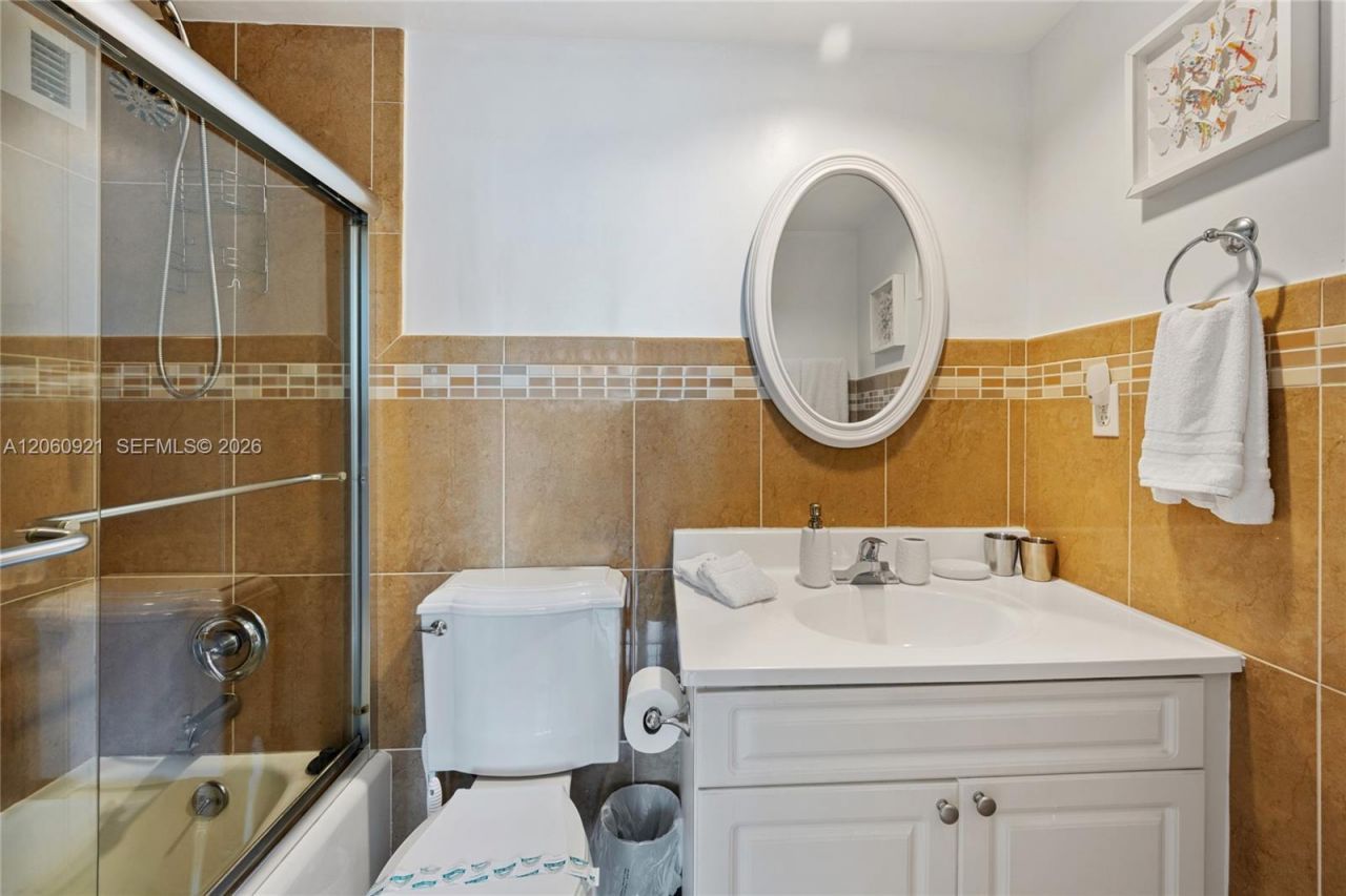 3801 S Ocean Dr, Unit 15K, Hollywood, FL 33019 Photo