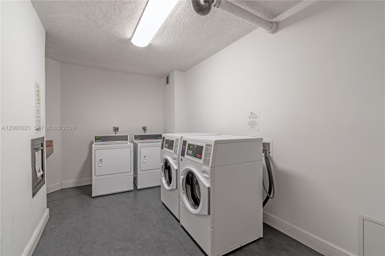 3801 S Ocean Dr, Unit 15K, Hollywood, FL 33019 Photo