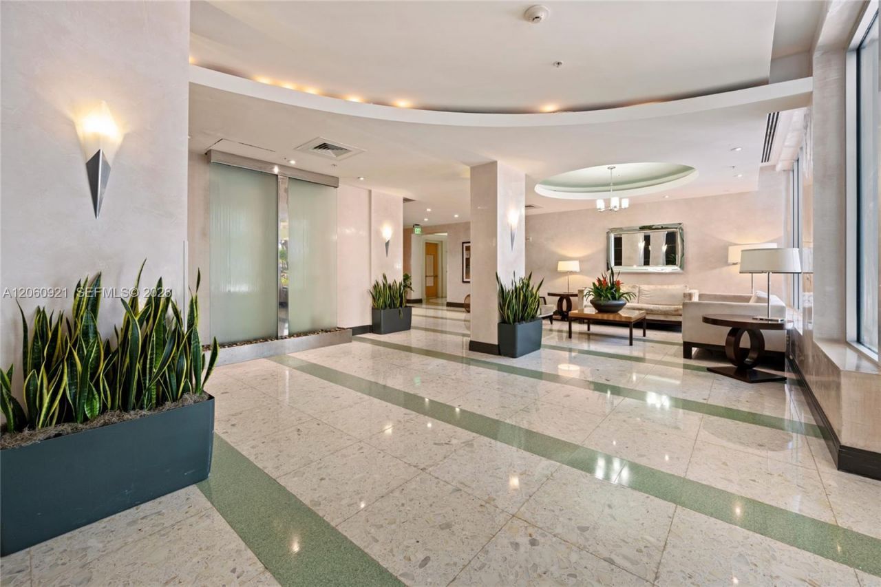 3801 S Ocean Dr, Unit 15K, Hollywood, FL 33019 Photo