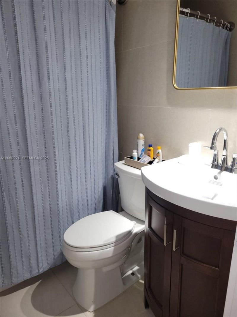 1163 NW 100th Ter , Unit 1, Miami, FL 33150 Photo