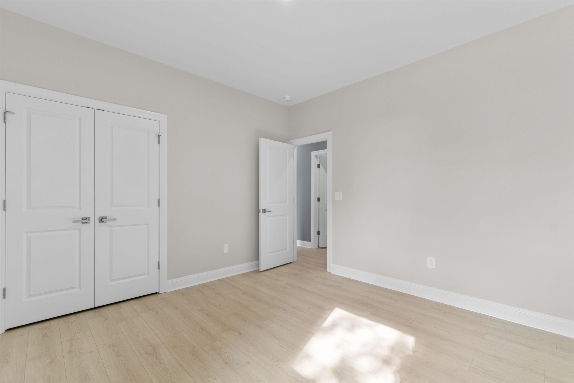 5661 Highway 668  Photo 39