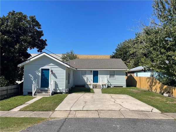 4411 KING Street , Metairie, LA 70001