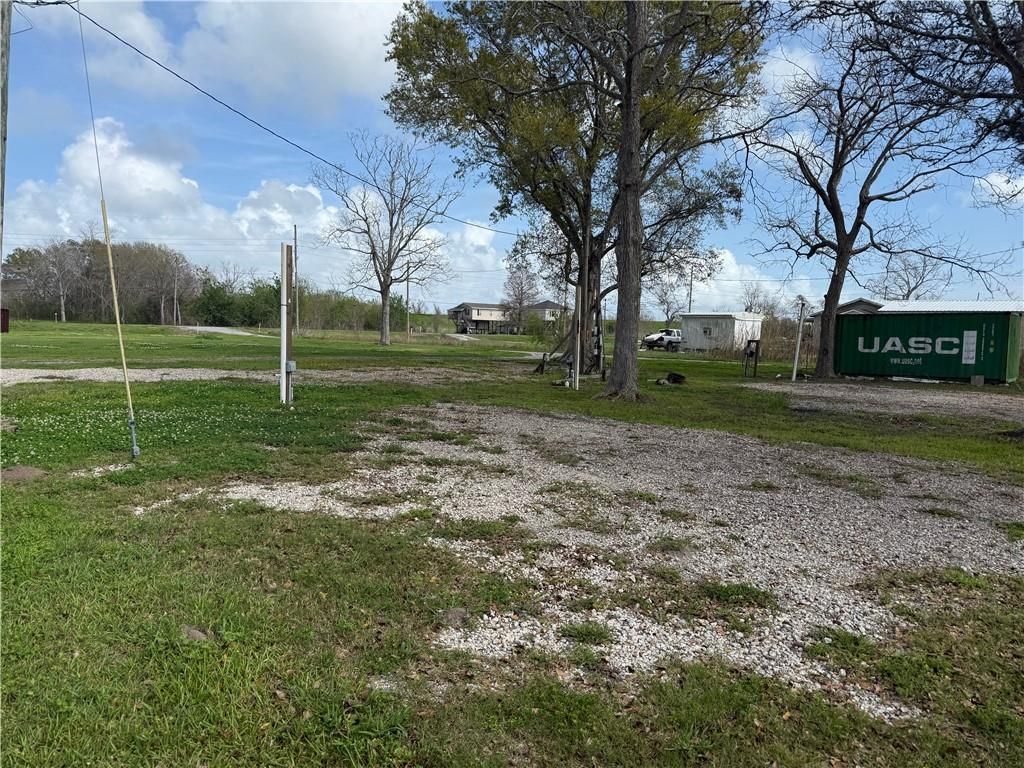 31518 HIGHWAY 11 Highway  Buras, LA 