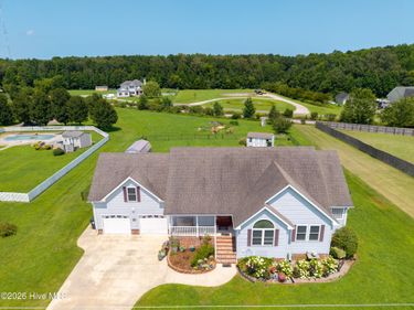 573 Snowden Road , Moyock, NC 27958