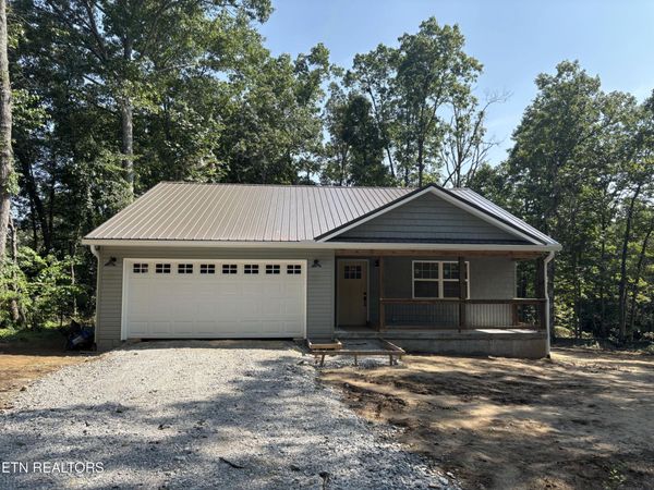 9057 Weketa Drive, Crossville, TN 38572