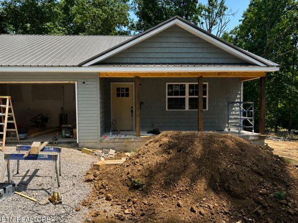 9057 Weketa Drive, Crossville, TN 38572