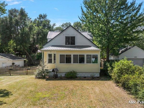 1473 Center Street, Muskegon, MI 49442