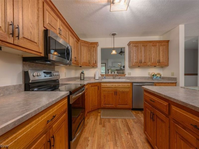 626 Highlander Avenue NW, Massillon, OH 44647 Photo 9