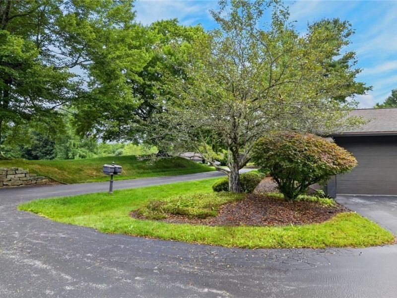 3502 Somerset Drive , Unit B, Youngstown, OH 44505 Photo 12