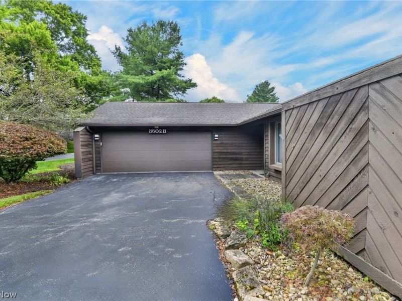 3502 Somerset Drive , Unit B, Youngstown, OH 44505 Photo 5
