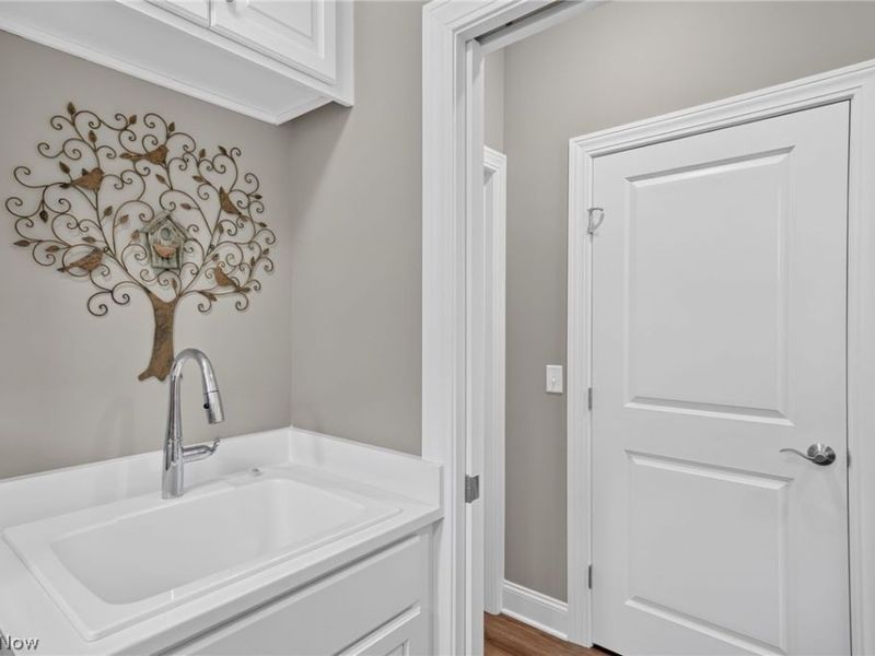 2060 Hawthorn Court, Green, OH 44720 Photo 23