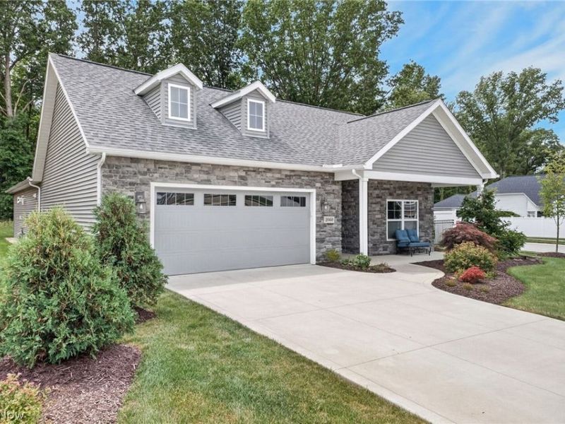 2060 Hawthorn Court, Green, OH 44720 Photo 31