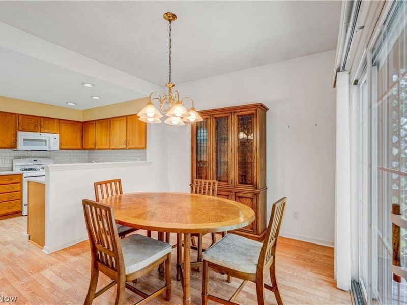 3082 Village Green Drive , Westlake, OH 44145 Photo 10