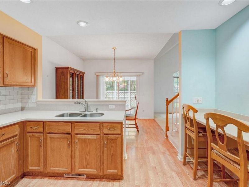 3082 Village Green Drive , Westlake, OH 44145 Photo 18