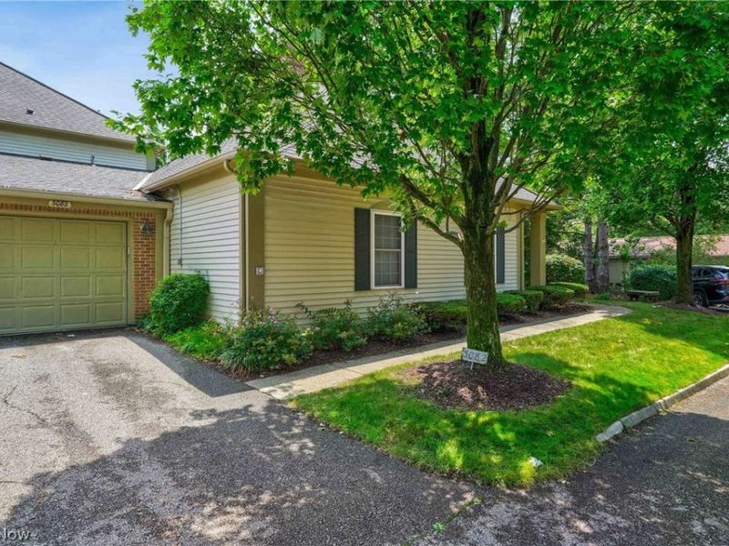 3082 Village Green Drive , Westlake, OH 44145 Photo 2