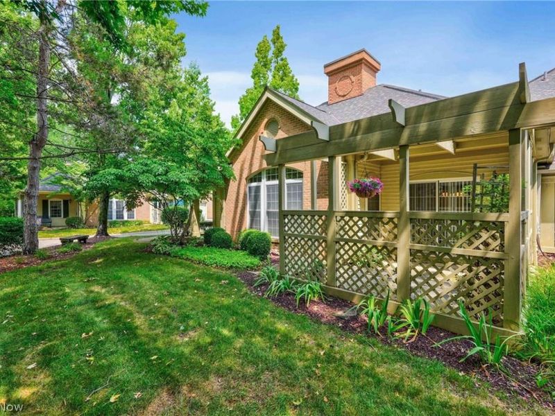 3082 Village Green Drive , Westlake, OH 44145 Photo 34