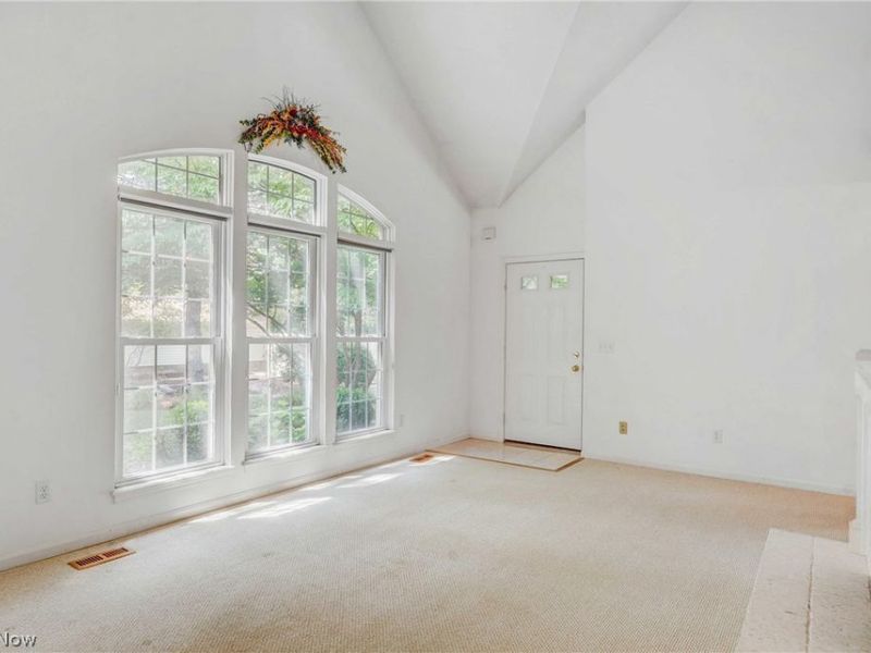 3082 Village Green Drive , Westlake, OH 44145 Photo 5