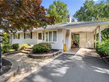 30 Lake Road, Avon, NY 14414