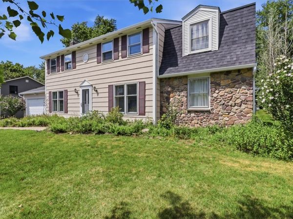 262 Hillary Lane, Penfield, NY 14526