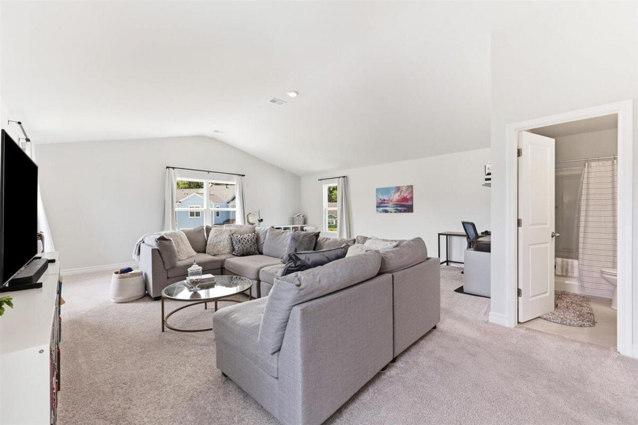 145 Brant Drive Photo 15