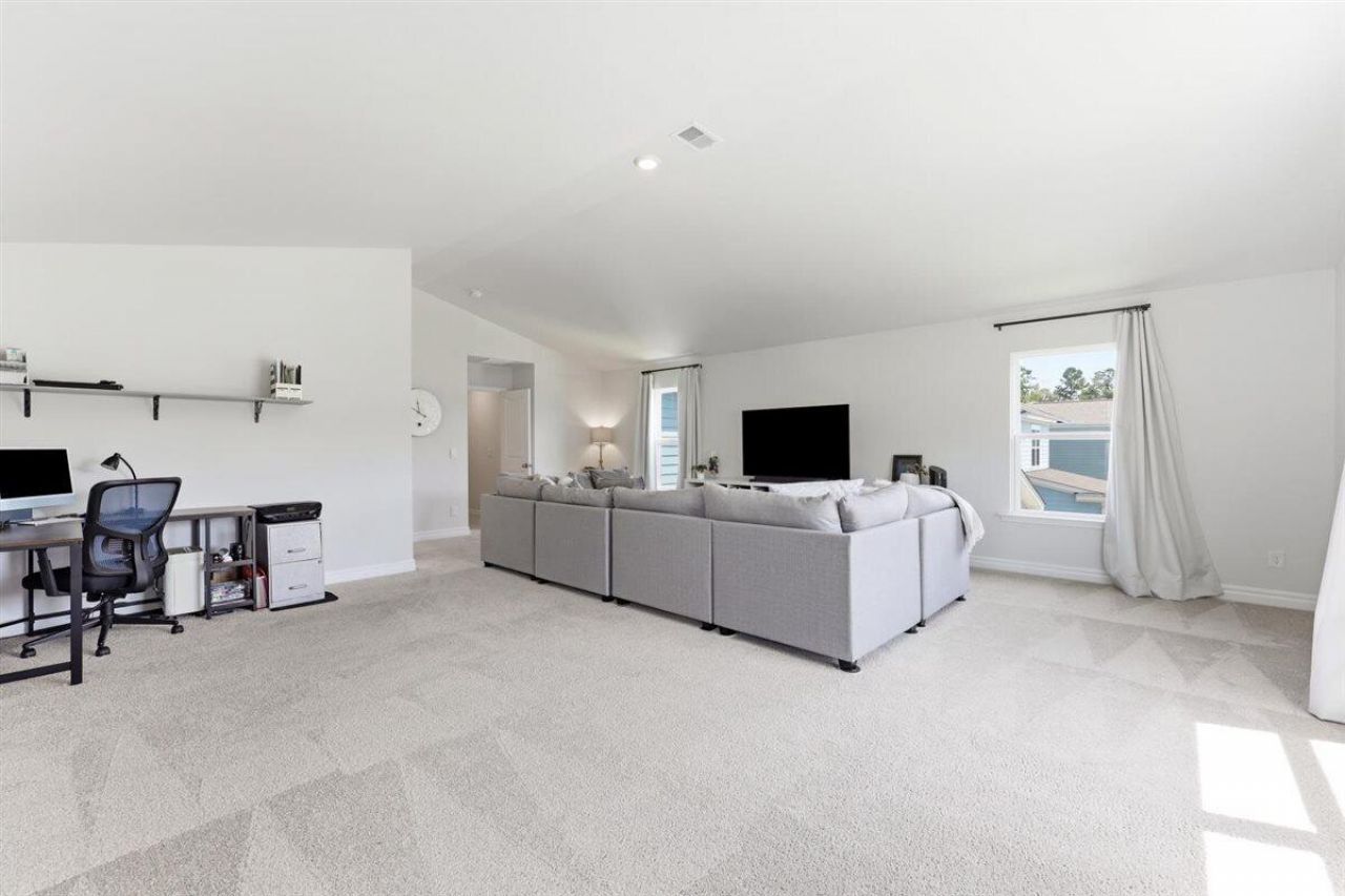 145 Brant Drive Photo 19