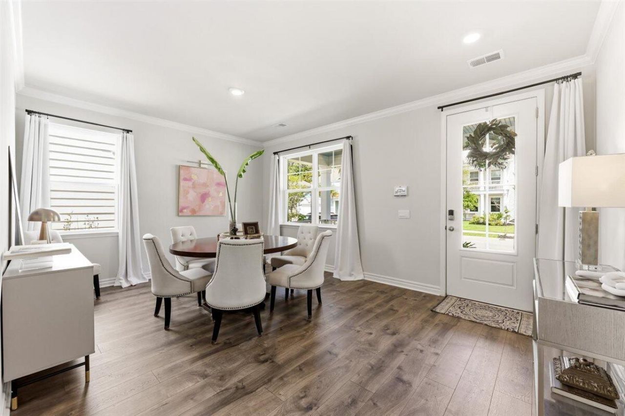 145 Brant Drive Photo 8