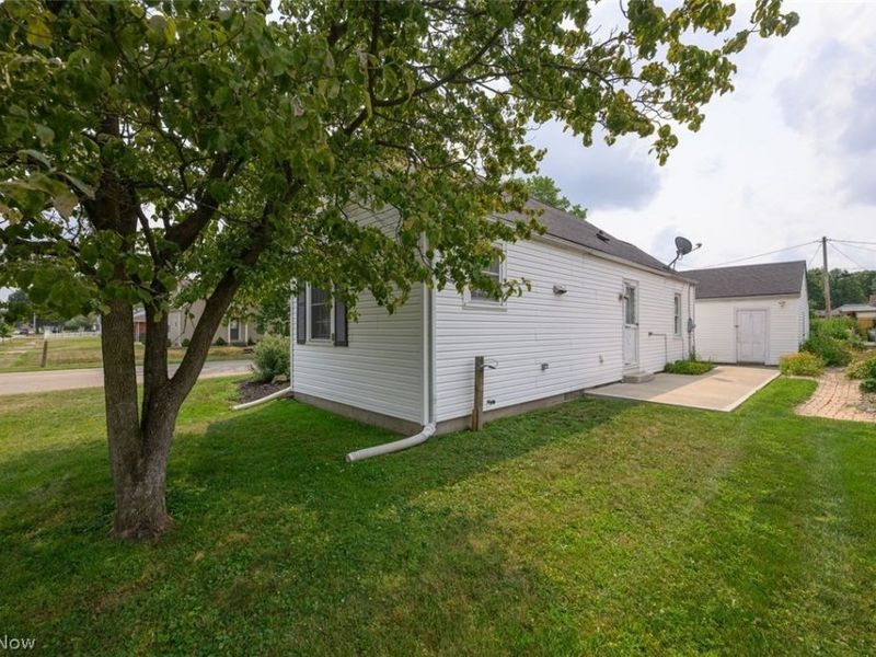 300 W 22nd Street , Dover, OH 44622 Photo 6