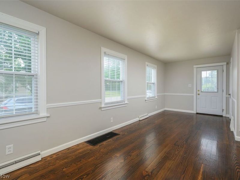 300 W 22nd Street , Dover, OH 44622 Photo 9
