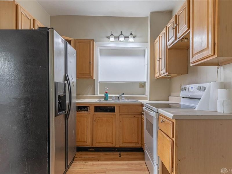 555 E Madison Avenue, Springfield, OH 45503 Photo 10