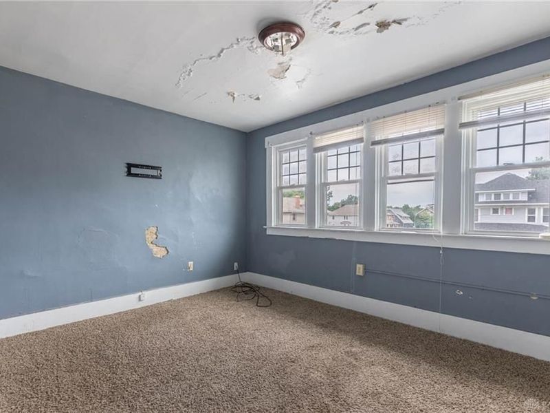 555 E Madison Avenue, Springfield, OH 45503 Photo 14