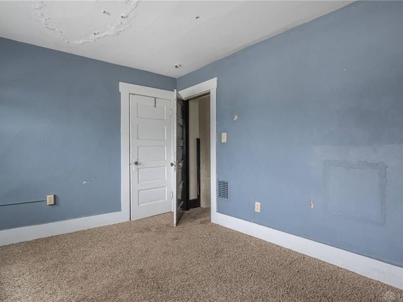 555 E Madison Avenue, Springfield, OH 45503 Photo 15