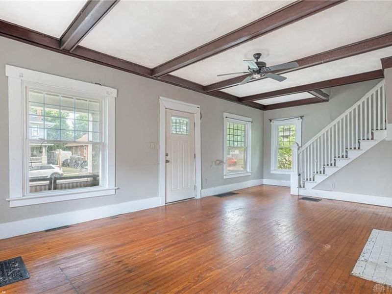 555 E Madison Avenue, Springfield, OH 45503 Photo 4
